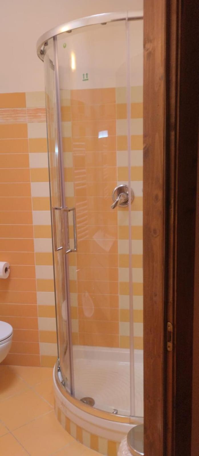 My Room Ліворно Екстер'єр фото